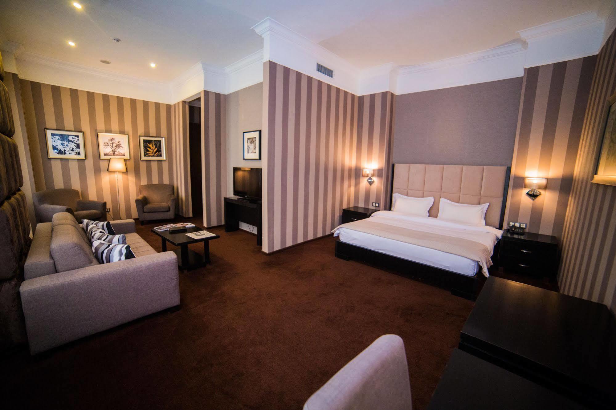 Jelsomino Boutique Hotel Astana Extérieur photo